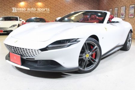 フェラーリ ローマスパイダー 特別色ビアンコ・チェルヴィーノ カーボンLEDステアリング 正規ディーラー車　SOLD OUT