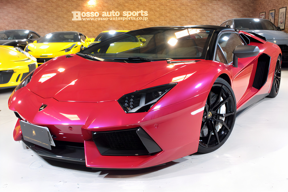 ランボルギーニ アヴェンタドール ロードスター LP700-4 ｜正規ディーラー車｜ロッソタルガ｜Sportivoインテリア　￥ASK