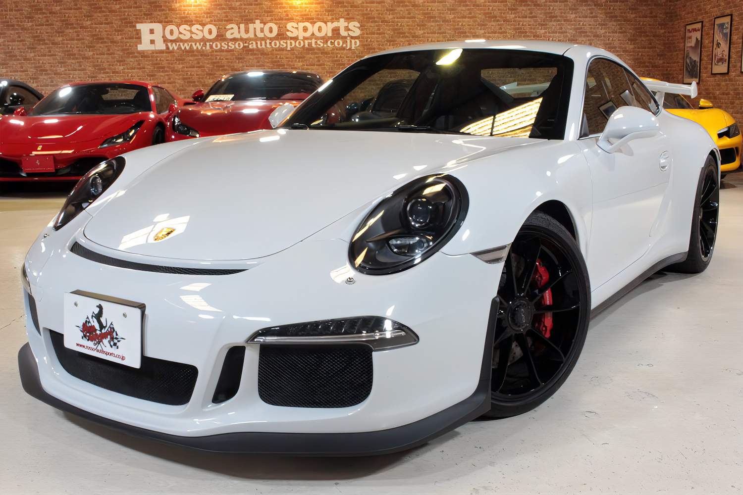 ポルシェ 911GT3 PDK｜正規ディーラー車｜クラブスポーツパッケージ｜赤クロノ｜CFRPフルバケット｜センターロック 　￥1650万