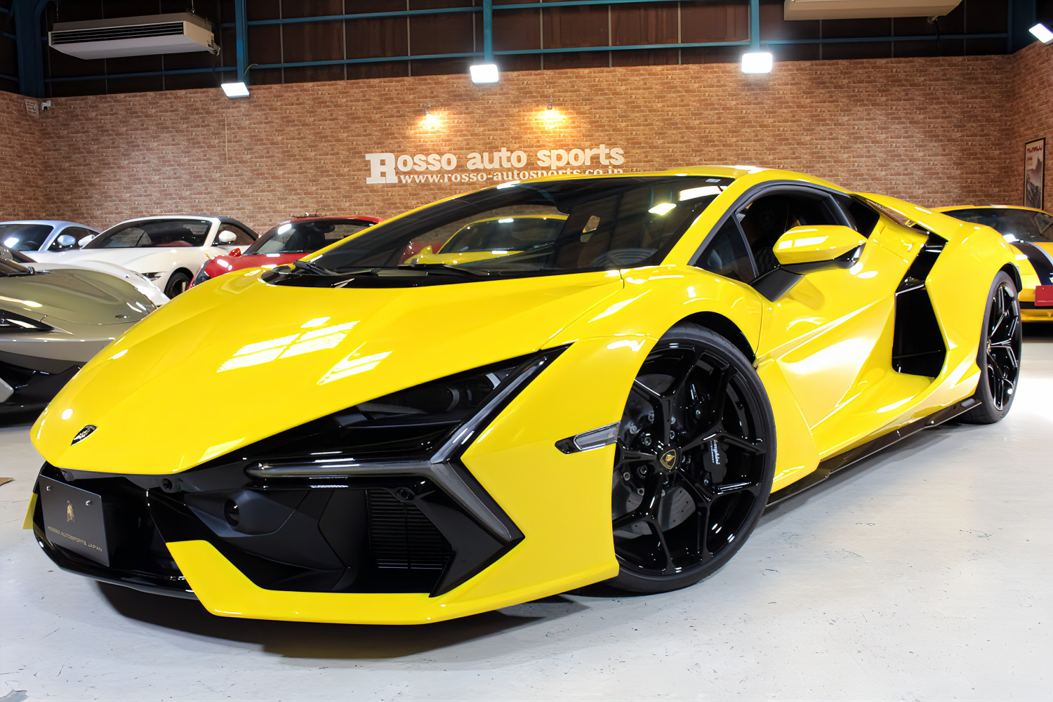 ランボルギーニ レヴエルト 6.5 4WD ｜正規ディーラー車｜インテリアカーボンパッケージ｜パッセンジャーディスプレイ｜リバリー｜ADASフルパック 　￥ASK