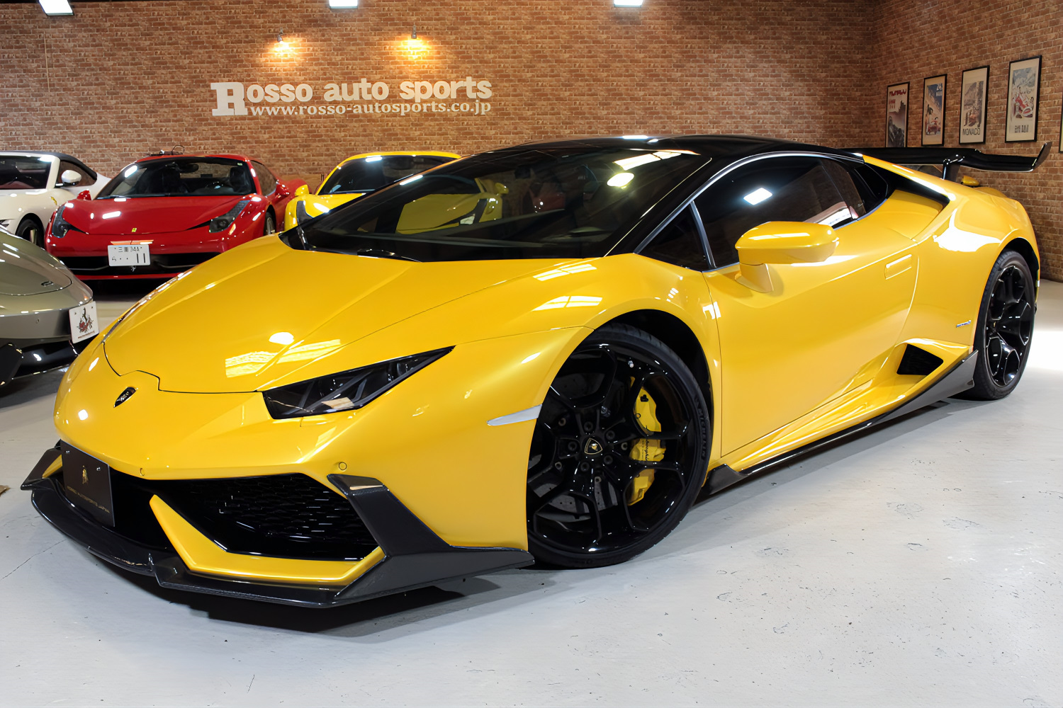 ランボルギーニ ウラカン LP610-4 ｜正規ディーラー車│Lifting＋MRサス｜CCB（Yellow）｜Sportivoバイカラー｜電動ヒーター付スポーツシート　￥ASK