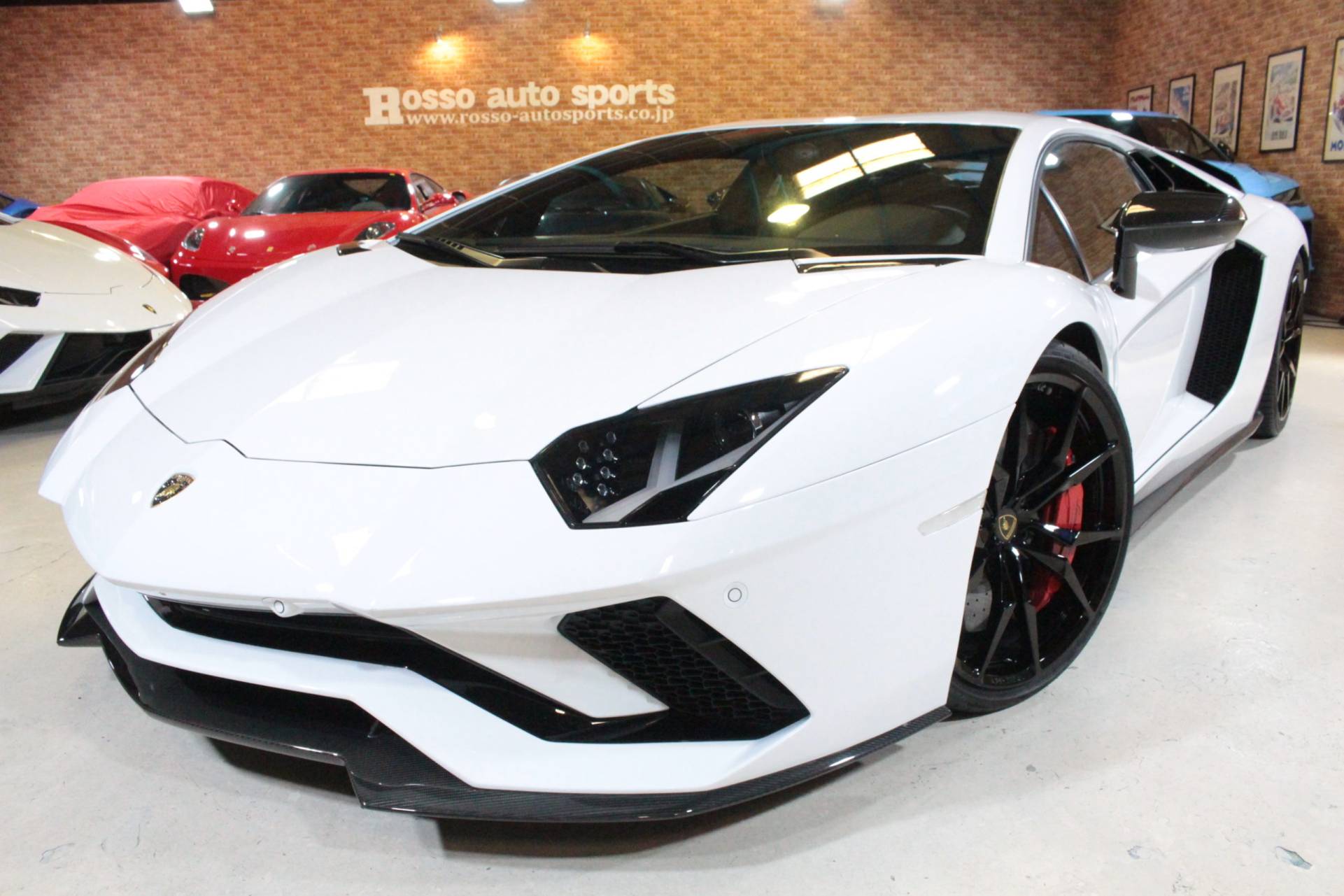 ランボルギーニ アヴェンタドールS 4WD 正規ディーラー車 カーボン